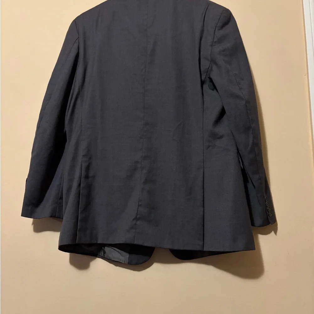 Men's Classic Gray Blazer/ Suit jacket - Picture 2 of 2